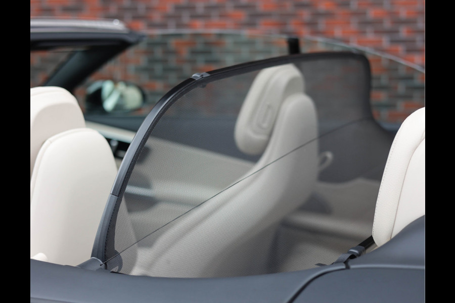 Mercedes-Benz CLE Cabriolet 300 4MATIC AMG Line | Burmester - Airscarf - Trekhaak