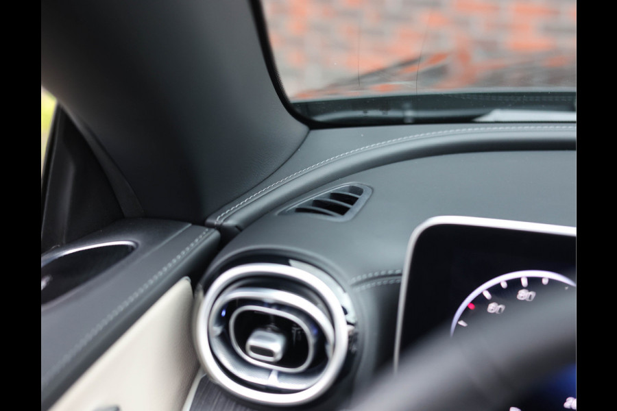 Mercedes-Benz CLE Cabriolet 300 4MATIC AMG Line | Burmester - Airscarf - Trekhaak