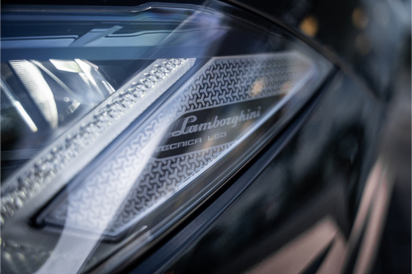 Lamborghini Urus 4.0 V8 (650pk) ** Panodak ** Advanced B&O 3D ** Massage ** 23inch Lamborghini Urus 4.0 V8 (650pk) ** Panodak ** Advanced B&O 3D ** Massage ** 23inch