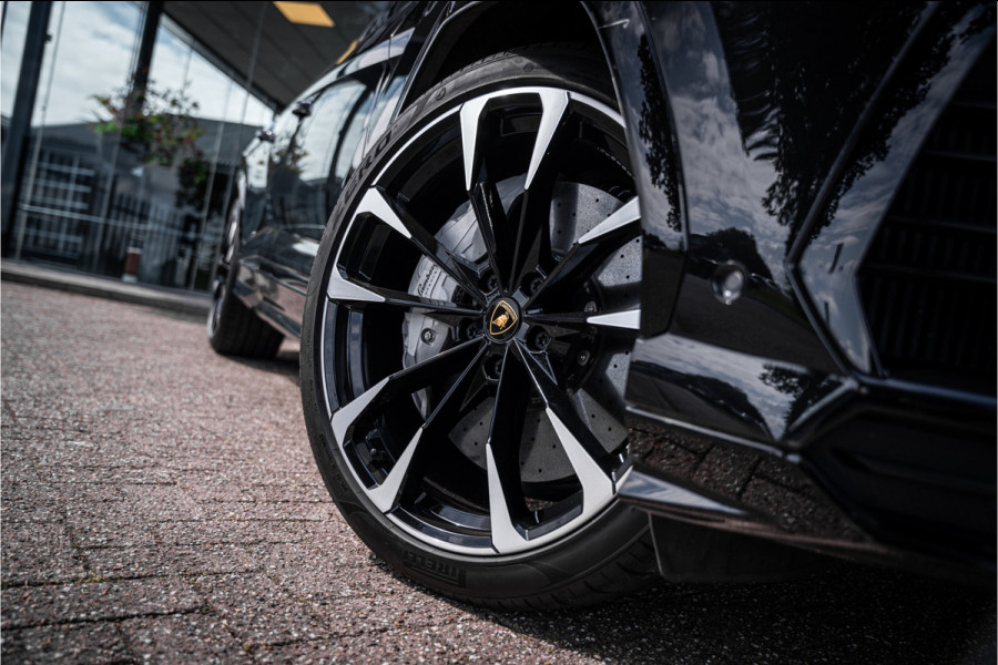 Lamborghini Urus 4.0 V8 (650pk) ** Panodak ** Advanced B&O 3D ** Massage ** 23inch Lamborghini Urus 4.0 V8 (650pk) ** Panodak ** Advanced B&O 3D ** Massage ** 23inch