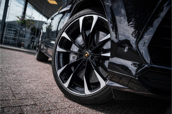 Lamborghini Urus 4.0 V8 (650pk) ** Panodak ** Advanced B&O 3D ** Massage ** 23inch Lamborghini Urus 4.0 V8 (650pk) ** Panodak ** Advanced B&O 3D ** Massage ** 23inch