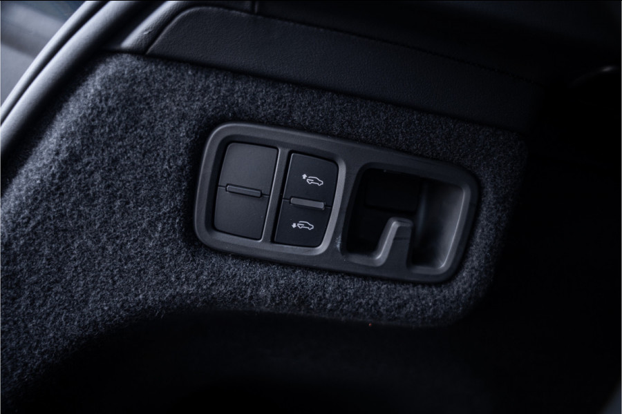 Lamborghini Urus 4.0 V8 (650pk) ** Panodak ** Advanced B&O 3D ** Massage ** 23inch Lamborghini Urus 4.0 V8 (650pk) ** Panodak ** Advanced B&O 3D ** Massage ** 23inch