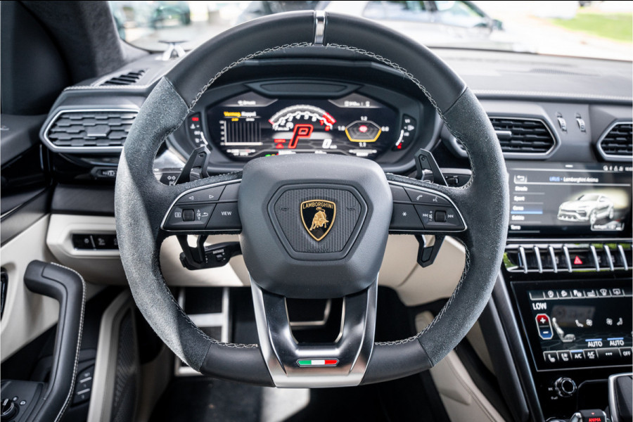 Lamborghini Urus 4.0 V8 (650pk) ** Panodak ** Advanced B&O 3D ** Massage ** 23inch Lamborghini Urus 4.0 V8 (650pk) ** Panodak ** Advanced B&O 3D ** Massage ** 23inch