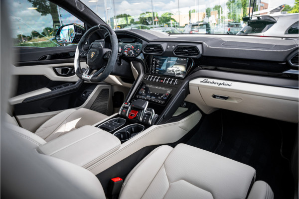 Lamborghini Urus 4.0 V8 (650pk) ** Panodak ** Advanced B&O 3D ** Massage ** 23inch Lamborghini Urus 4.0 V8 (650pk) ** Panodak ** Advanced B&O 3D ** Massage ** 23inch