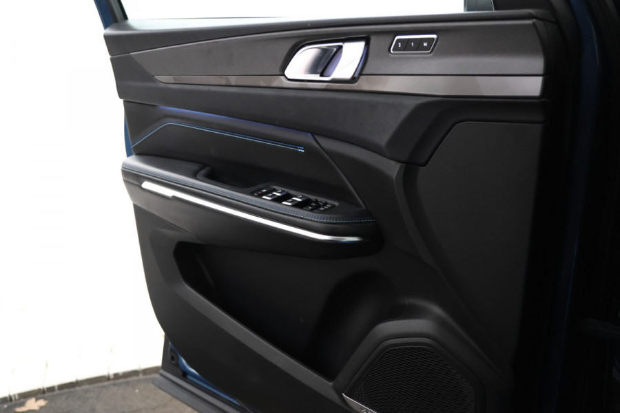 Lynk & Co 01 1.5 Full black, Navigatie 360 Graden, climate,