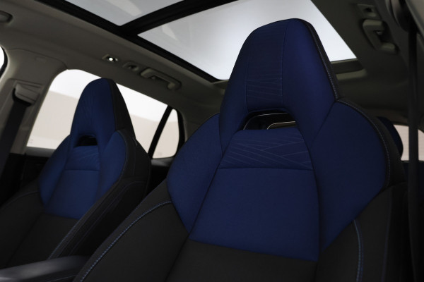 Lynk & Co 01 1.5 Full black, Navigatie 360 Graden, climate,