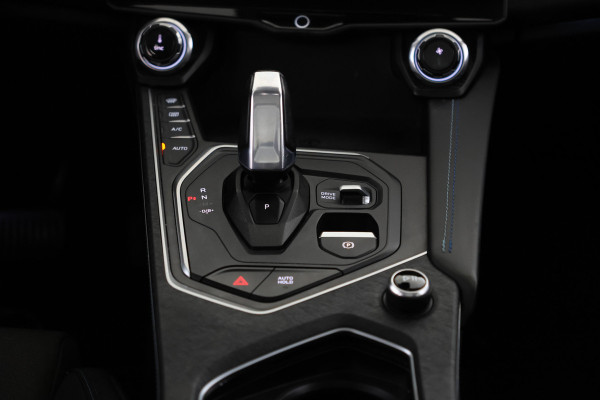 Lynk & Co 01 1.5 Full black, Navigatie 360 Graden, climate,