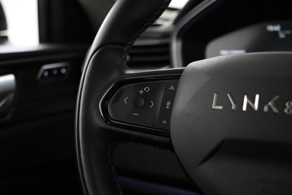 Lynk & Co 01 1.5 Full black, Navigatie 360 Graden, climate,