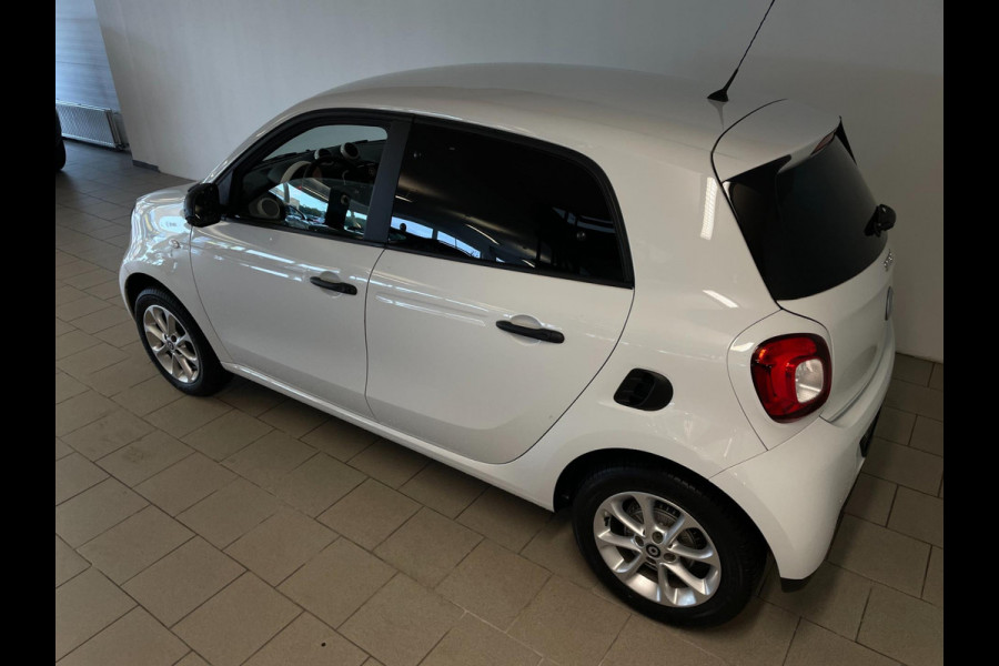 Smart Forfour 1.0 Business Solution AIRCO CRUISE BLUETOOTH ELEK RAMEN CENT VERG LM VELGEN PRIVACYGLAS ZEER NETTE AUTO