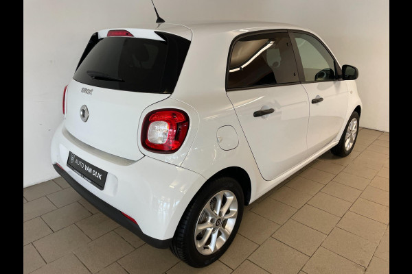 Smart Forfour 1.0 Business Solution AIRCO CRUISE BLUETOOTH ELEK RAMEN CENT VERG LM VELGEN PRIVACYGLAS ZEER NETTE AUTO