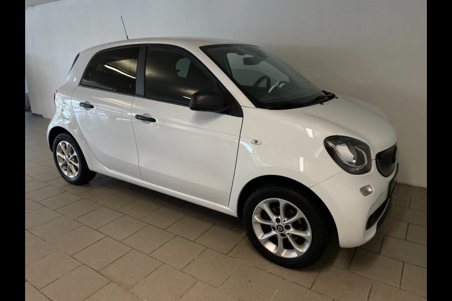 Smart Forfour 1.0 Business Solution AIRCO CRUISE BLUETOOTH ELEK RAMEN CENT VERG LM VELGEN PRIVACYGLAS ZEER NETTE AUTO