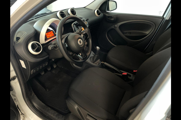 Smart Forfour 1.0 Business Solution AIRCO CRUISE BLUETOOTH ELEK RAMEN CENT VERG LM VELGEN PRIVACYGLAS ZEER NETTE AUTO
