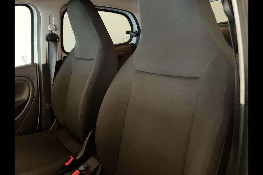 Smart Forfour 1.0 Business Solution AIRCO CRUISE BLUETOOTH ELEK RAMEN CENT VERG LM VELGEN PRIVACYGLAS ZEER NETTE AUTO
