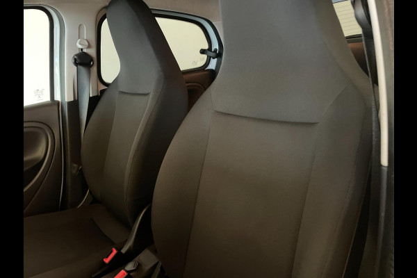 Smart Forfour 1.0 Business Solution AIRCO CRUISE BLUETOOTH ELEK RAMEN CENT VERG LM VELGEN PRIVACYGLAS ZEER NETTE AUTO