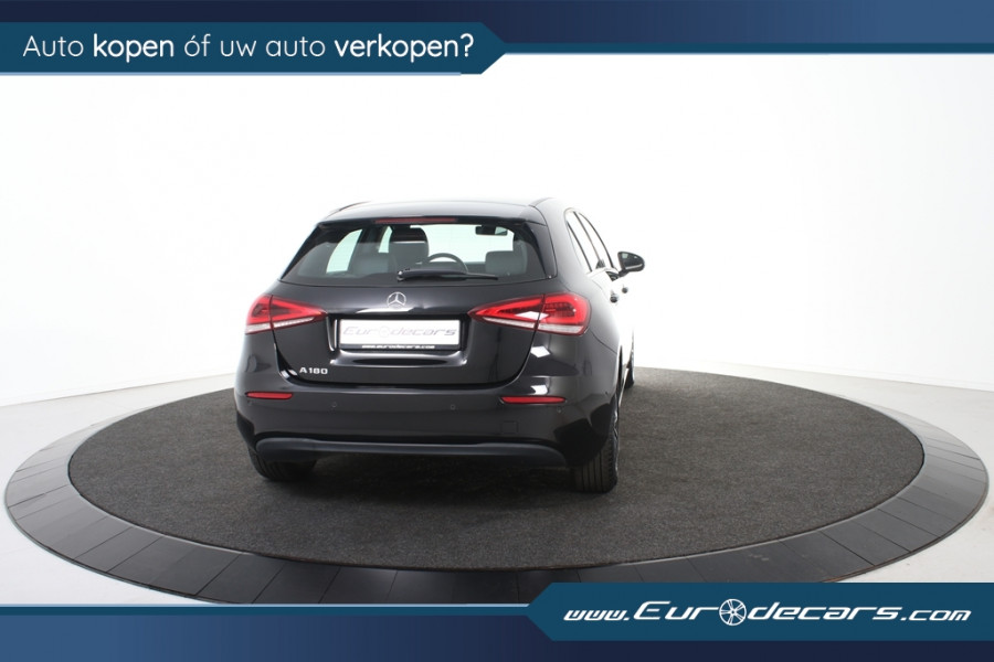 Mercedes-Benz A-Klasse 180 *1ste Eigenaar*Leer*Stoelverwarming*DAB* Mercedes-Benz A-Klasse 180 *1ste Eigenaar*Leer*Stoelverwarming*DAB*