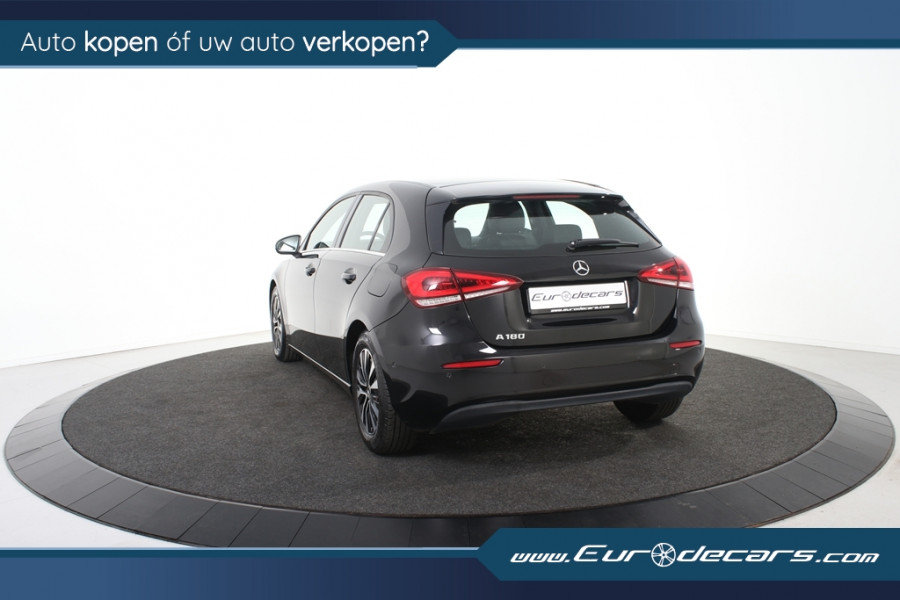 Mercedes-Benz A-Klasse 180 *1ste Eigenaar*Leer*Stoelverwarming*DAB* Mercedes-Benz A-Klasse 180 *1ste Eigenaar*Leer*Stoelverwarming*DAB*