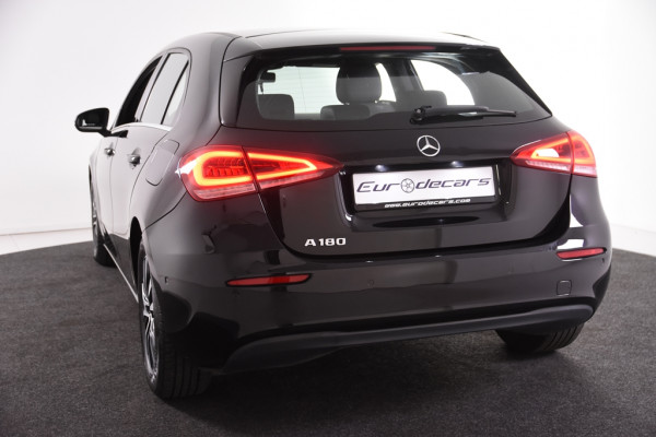 Mercedes-Benz A-Klasse 180 *1ste Eigenaar*Leer*Stoelverwarming*DAB* Mercedes-Benz A-Klasse 180 *1ste Eigenaar*Leer*Stoelverwarming*DAB*