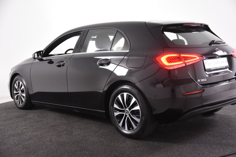 Mercedes-Benz A-Klasse 180 *1ste Eigenaar*Leer*Stoelverwarming*DAB* Mercedes-Benz A-Klasse 180 *1ste Eigenaar*Leer*Stoelverwarming*DAB*