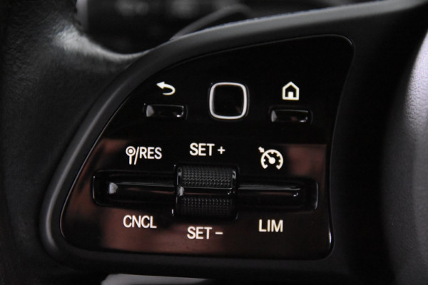 Mercedes-Benz A-Klasse 180 *1ste Eigenaar*Leer*Stoelverwarming*DAB* Mercedes-Benz A-Klasse 180 *1ste Eigenaar*Leer*Stoelverwarming*DAB*