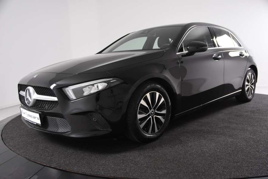 Mercedes-Benz A-Klasse 180 *1ste Eigenaar*Leer*Stoelverwarming*DAB* Mercedes-Benz A-Klasse 180 *1ste Eigenaar*Leer*Stoelverwarming*DAB*