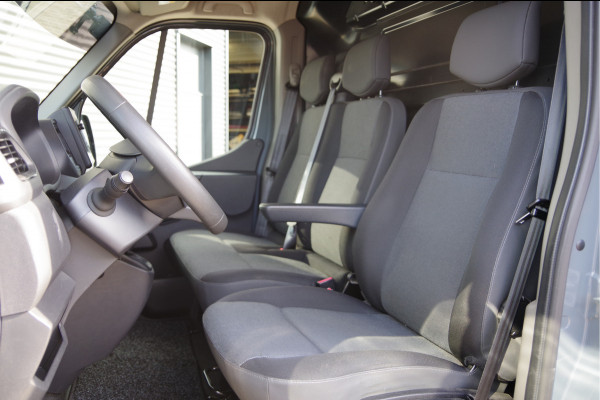 Renault Master T35 2.3 dCi L1H2 135PK, CAMERA, CRUISE, ZONNEKLEP LED, AIRCO, CARPLAY, PARKEERSENSOREN