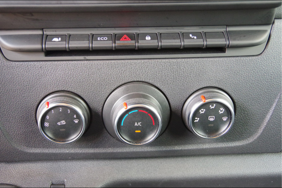 Renault Master T35 2.3 dCi L1H2 135PK, CAMERA, CRUISE, ZONNEKLEP LED, AIRCO, CARPLAY, PARKEERSENSOREN