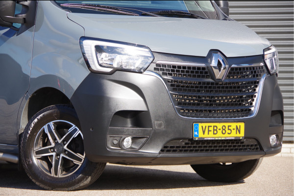 Renault Master T35 2.3 dCi L1H2 135PK, CAMERA, CRUISE, ZONNEKLEP LED, AIRCO, CARPLAY, PARKEERSENSOREN