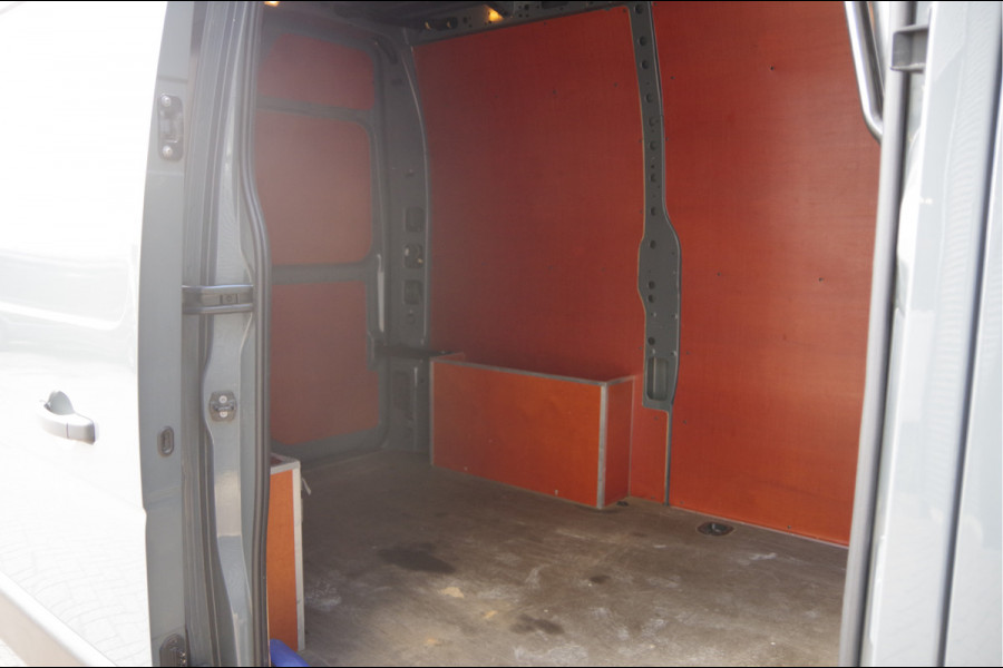 Renault Master T35 2.3 dCi L1H2 135PK, CAMERA, CRUISE, ZONNEKLEP LED, AIRCO, CARPLAY, PARKEERSENSOREN