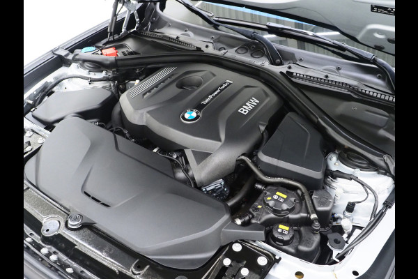 BMW 3-serie Gran Turismo 320i M-Sport 300PK Stage 1 | Panoramadak | Sfeerverlichting | Leder | LED | Keyless | Camera