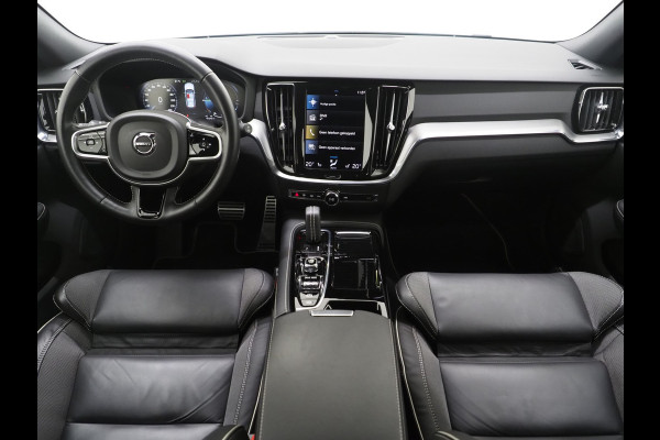 Volvo V60 2.0 T6 Recharge AWD R-Design | Panoramadak | Pilot Assist | Keyless | Camera | Memory | Carplay
