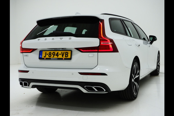 Volvo V60 2.0 T6 Recharge AWD R-Design | Panoramadak | Pilot Assist | Keyless | Camera | Memory | Carplay