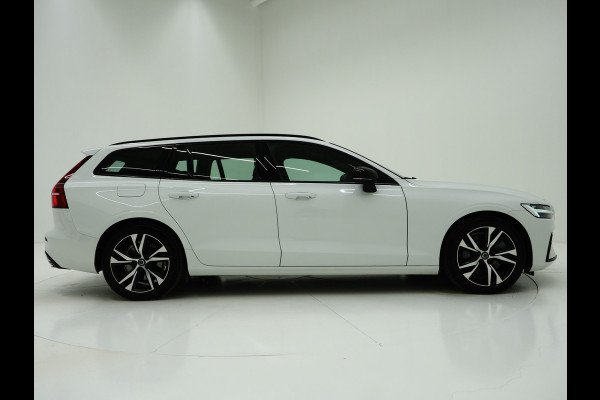 Volvo V60 2.0 T6 Recharge AWD R-Design | Panoramadak | Pilot Assist | Keyless | Camera | Memory | Carplay