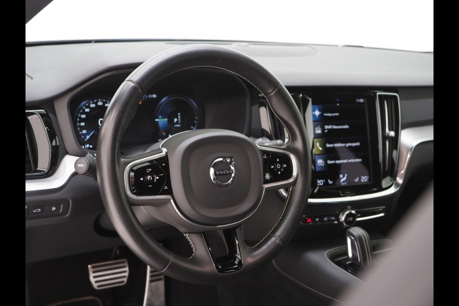 Volvo V60 2.0 T6 Recharge AWD R-Design | Panoramadak | Pilot Assist | Keyless | Camera | Memory | Carplay