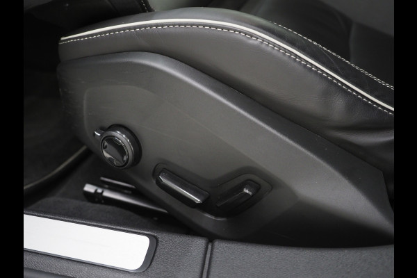 Volvo V60 2.0 T6 Recharge AWD R-Design | Panoramadak | Pilot Assist | Keyless | Camera | Memory | Carplay