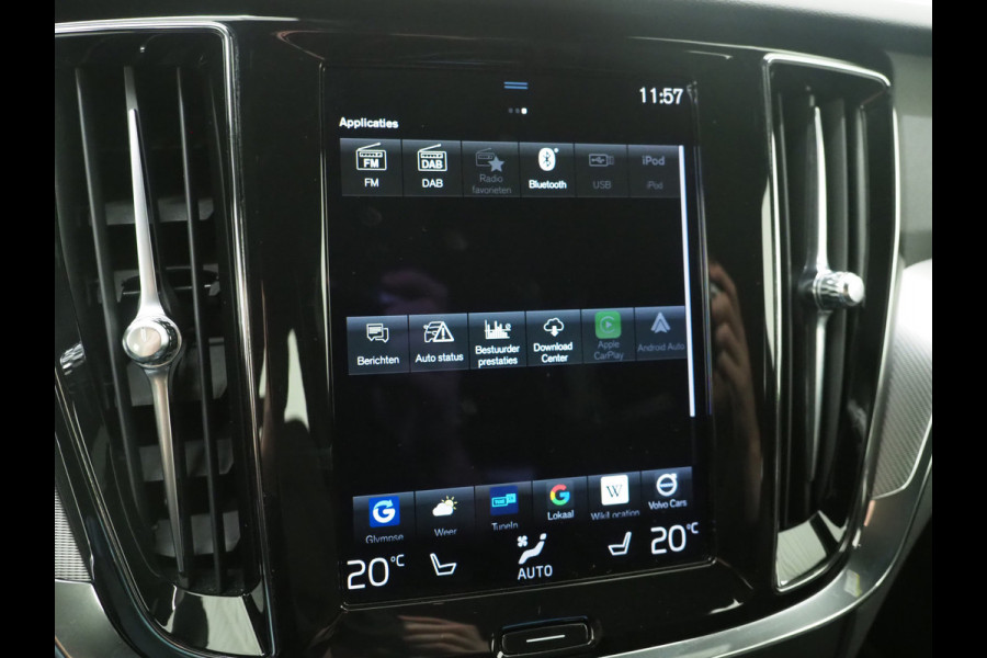 Volvo V60 2.0 T6 Recharge AWD R-Design | Panoramadak | Pilot Assist | Keyless | Camera | Memory | Carplay