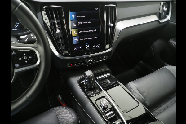Volvo V60 2.0 T6 Recharge AWD R-Design | Panoramadak | Pilot Assist | Keyless | Camera | Memory | Carplay