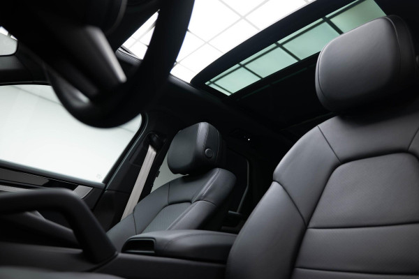Porsche Cayenne 3.0 E-Hybrid |Pano|Krijt|SportChrono|Fabrieksgarantie t/m 2029| Porsche Cayenne 3.0 E-Hybrid |Pano|Krijt|SportChrono|Fabrieksgarantie t/m 2029|
