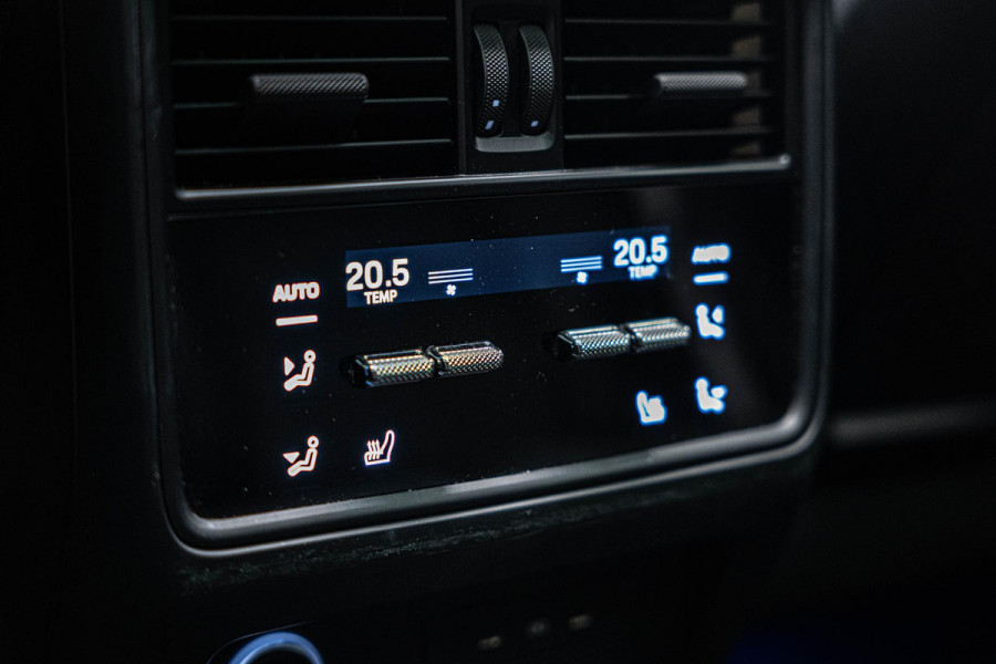 Porsche Cayenne 3.0 E-Hybrid |Pano|Krijt|SportChrono|Fabrieksgarantie t/m 2029| Porsche Cayenne 3.0 E-Hybrid |Pano|Krijt|SportChrono|Fabrieksgarantie t/m 2029|