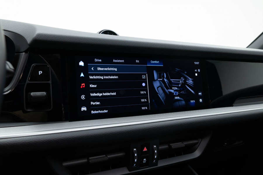 Porsche Cayenne 3.0 E-Hybrid |Pano|Krijt|SportChrono|Fabrieksgarantie t/m 2029| Porsche Cayenne 3.0 E-Hybrid |Pano|Krijt|SportChrono|Fabrieksgarantie t/m 2029|