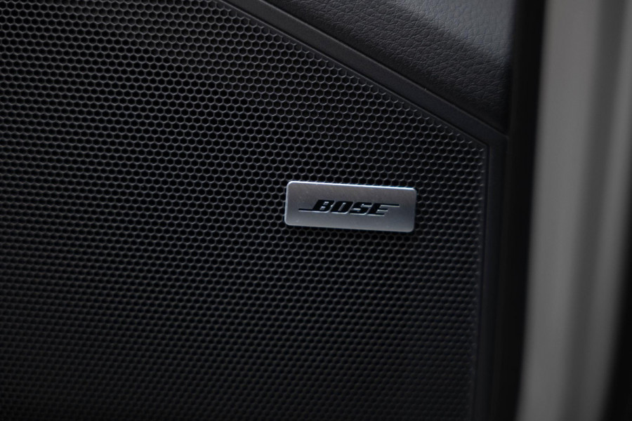 Porsche Cayenne 3.0 E-Hybrid |Pano|Krijt|SportChrono|Fabrieksgarantie t/m 2029| Porsche Cayenne 3.0 E-Hybrid |Pano|Krijt|SportChrono|Fabrieksgarantie t/m 2029|