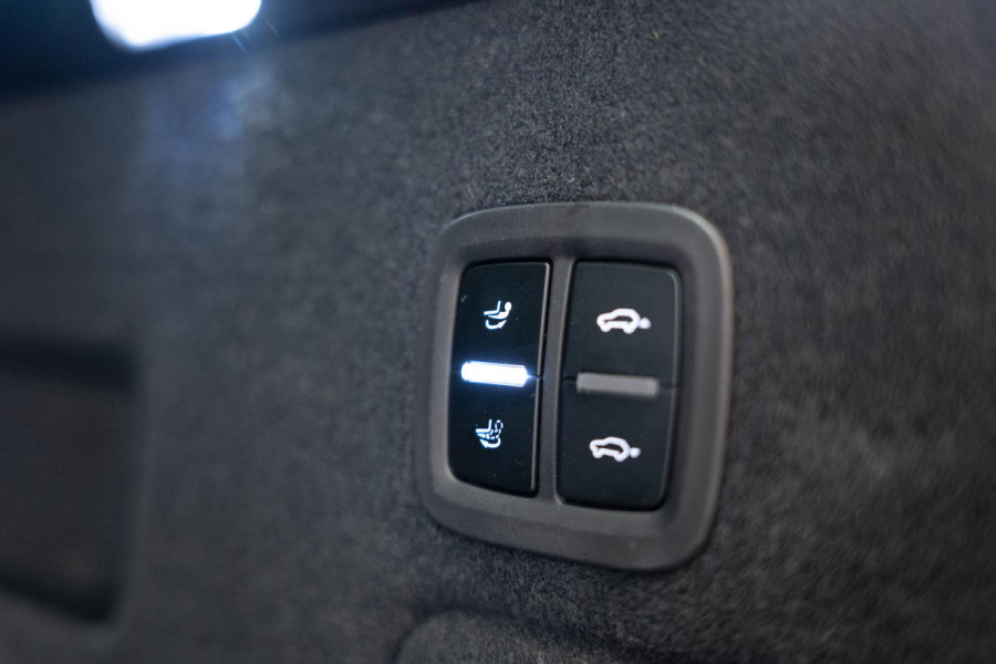 Porsche Cayenne 3.0 E-Hybrid |Pano|Krijt|SportChrono|Fabrieksgarantie t/m 2029| Porsche Cayenne 3.0 E-Hybrid |Pano|Krijt|SportChrono|Fabrieksgarantie t/m 2029|