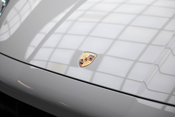 Porsche Cayenne 3.0 E-Hybrid |Pano|Krijt|SportChrono|Fabrieksgarantie t/m 2029| Porsche Cayenne 3.0 E-Hybrid |Pano|Krijt|SportChrono|Fabrieksgarantie t/m 2029|