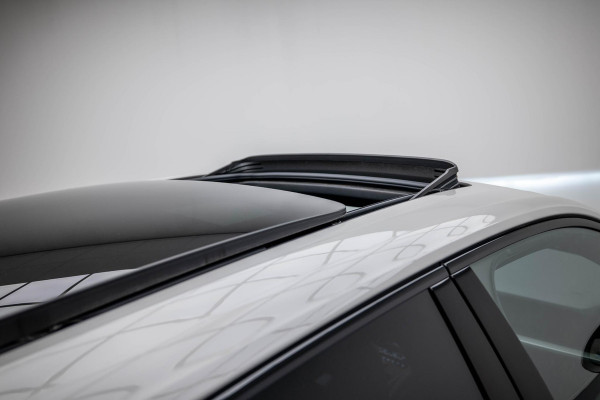 Porsche Cayenne 3.0 E-Hybrid |Pano|Krijt|SportChrono|Fabrieksgarantie t/m 2029| Porsche Cayenne 3.0 E-Hybrid |Pano|Krijt|SportChrono|Fabrieksgarantie t/m 2029|