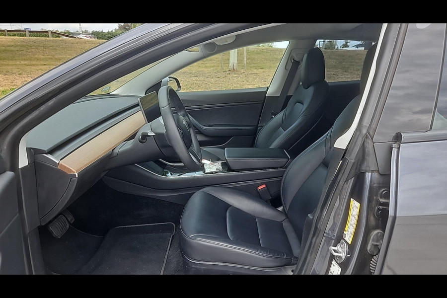 Tesla Model 3 Long Range AWD 75 kWh (351 PK) 500 km actieradius | Navigatie | Panoramadak | Stoelverwarming | Leder |