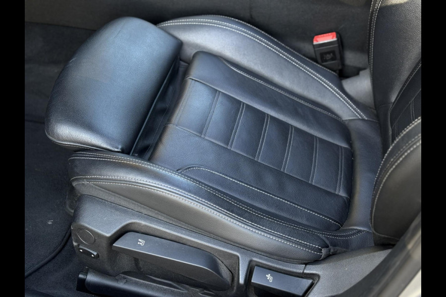 BMW 3-serie 330i High Executive Edition | M Sport | Pano, Leder, Navi, Stoelverw., PDC, Cruise, Climate | Dealeroh. | Individual |