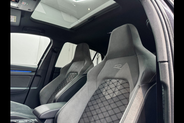 Volkswagen Golf 2.0 TDI 3x R-Line |Trekhaak|HUD|Harman/Kardon|Standkachel