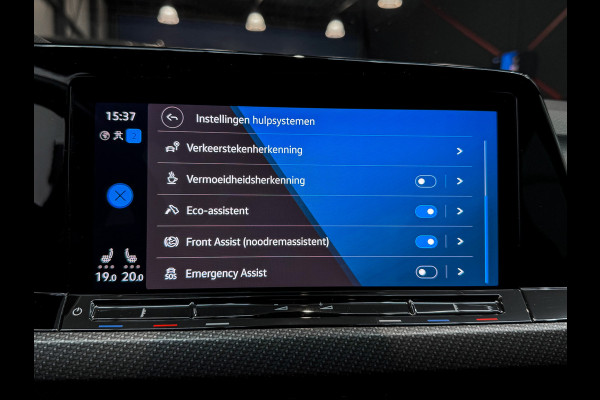 Volkswagen Golf 2.0 TDI 3x R-Line |Trekhaak|HUD|Harman/Kardon|Standkachel