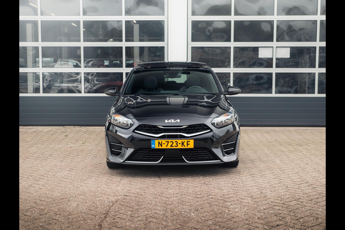 Kia ProCeed 1.5 T-GDi GT-Line l automaat l Stoel Stuurwiel verwarming l Schuifkantel dak Kia ProCeed 1.5 T-GDi GT-Line l automaat l Stoel Stuurwiel verwarming l Schuifkantel dak