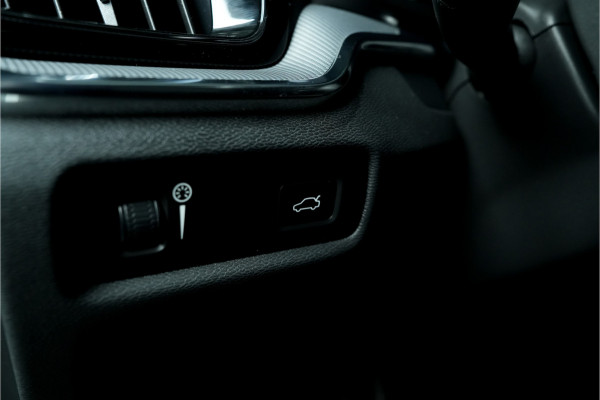 Volvo V60 2.0 T5 R-Design | Harman / Kardon  | Pano |
