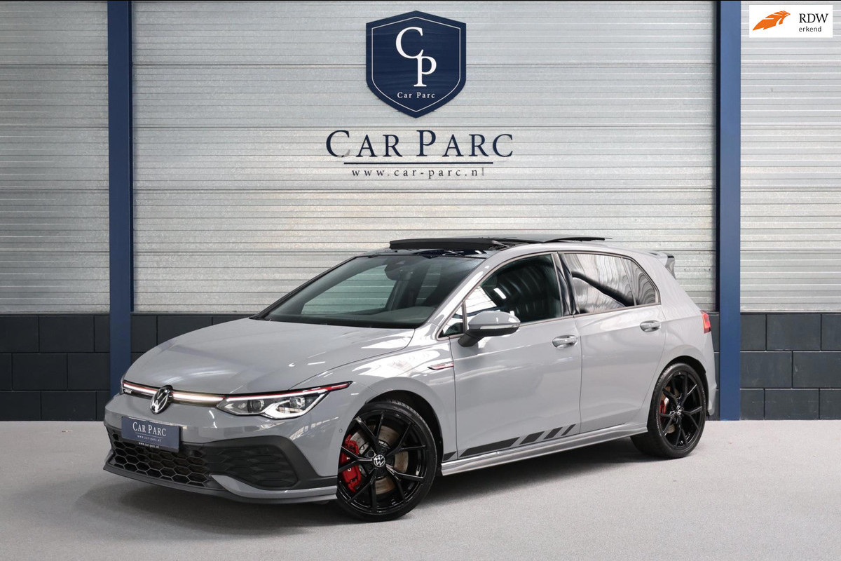 Volkswagen Golf 2.0 TSI GTI Clubsport 301+PK LED+IQ/PANO/HALF LEER+ALCANTARA+S.VERWARMING/19"/CAM/LINE/ACC/ECC/12 MND GARANTIE! Volkswagen Golf 2.0 TSI GTI Clubsport 301+PK LED+IQ/PANO/HALF LEER+ALCANTARA+S.VERWARMING/19"/CAM/LINE/ACC/ECC/12 MND GARANTIE!
